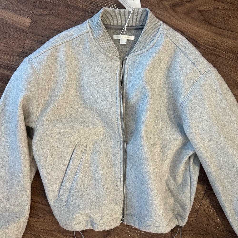 NWT Travis Mathew Gray zip up jacket for women size XS - Picture 4 of 8